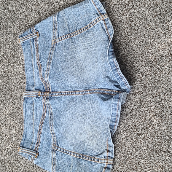 No boundaries - Picture 3 of 3